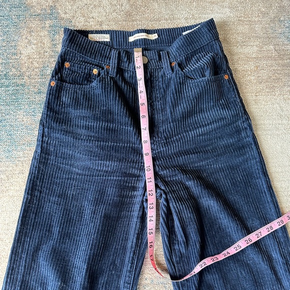 Mint condition Levi Ribcage Wide Leg Corduroy navy blue size 25 - Picture 2 of 14